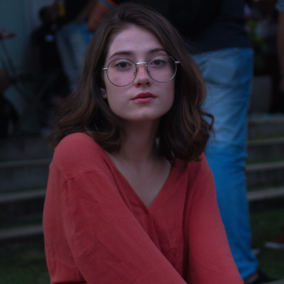 <em><strong>Laura M.</strong></em>